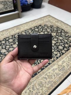 (Category: ) located in . Submitted by araamyra (Listing ID 1403733113, Image 1). Description: .