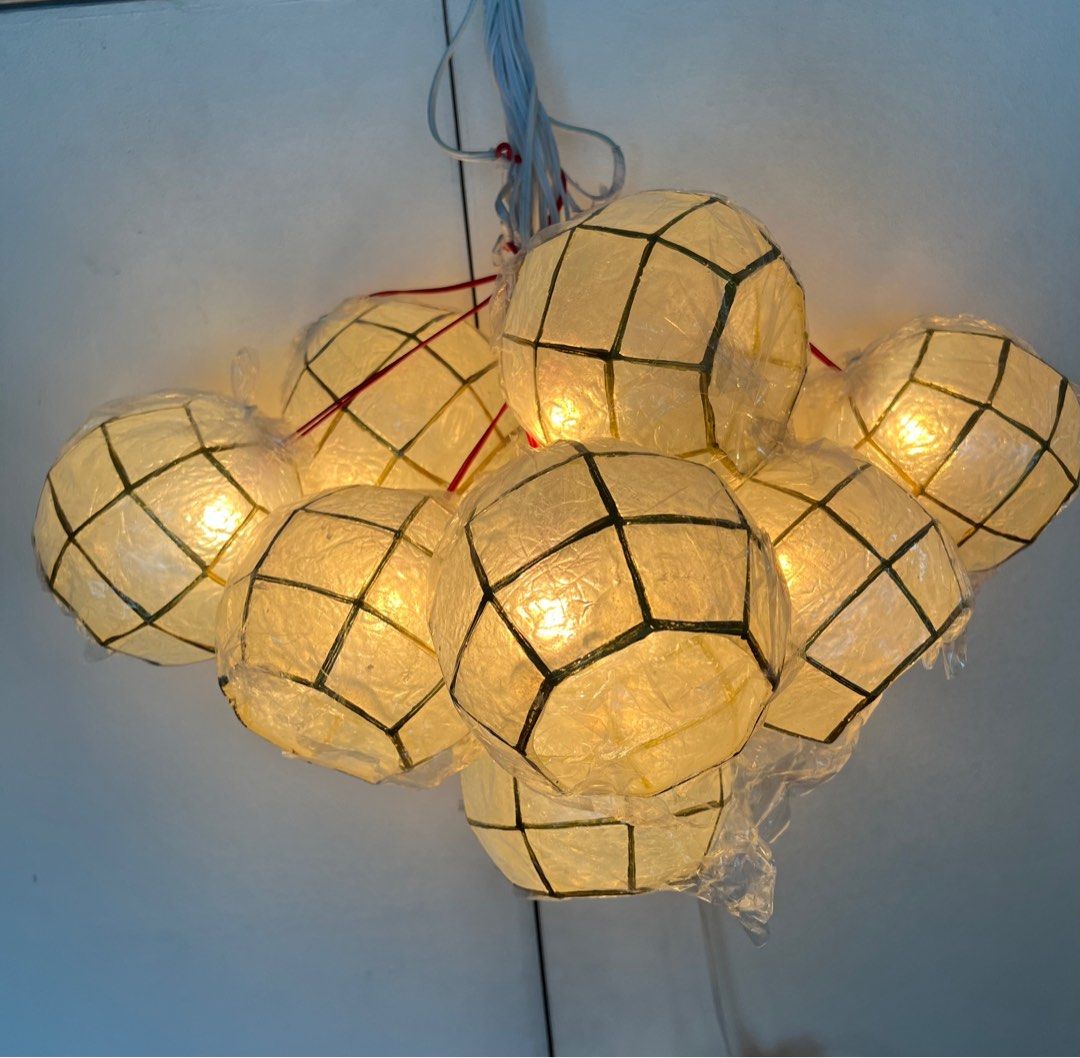 Capiz Lanterns (Category: Lighting) located in Quezon City. Submitted by Zandee (Listing ID 1403629565, Image 1). Description: 10pcs capiz balls.
