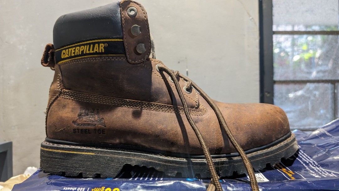 Caterpillar Steel Toe Shoes (Category: Casual Shoes) located in Quezon City. Submitted by doylags (Listing ID 1403677901, Image 1). Description: FOR SALE Caterpillar Steel Toe Shoes size 11 used 5 times came from Australia. no box bnew price is 5.5k.
