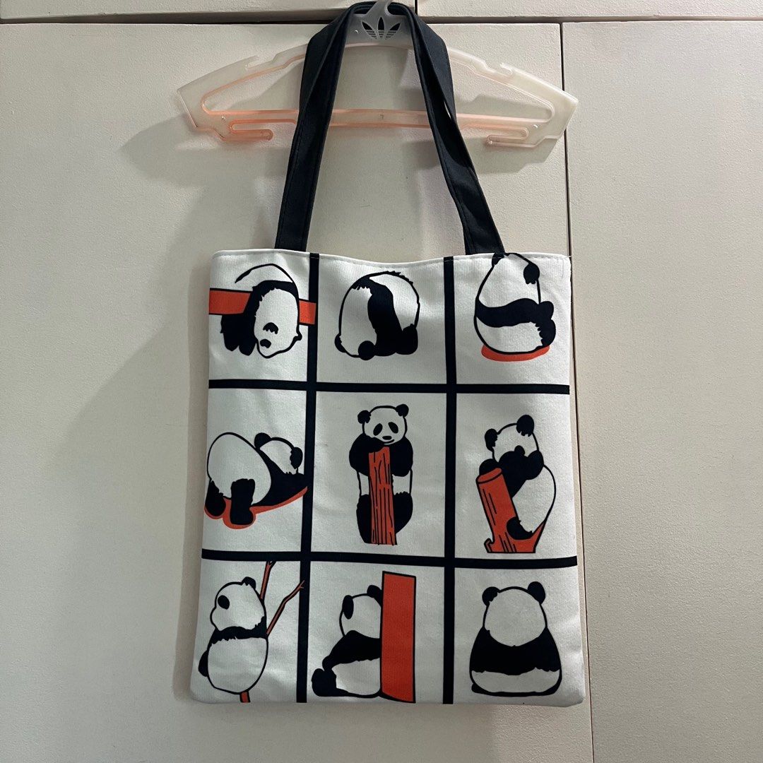 Cute Panda Tote Bag w/ Zipper (Category: Tote Bags) located in Pasig City. Submitted by beabimbop (Listing ID 1403651391, Image 1). Description: 🐼 Used only 1-2 times 🐼 Yung material niya is parang sa kumot (fleece?). Not canvas 🐼 Has a zipper and inner lining 🏷️ Tags: tote bag, panda bag, performative male bag 😆.