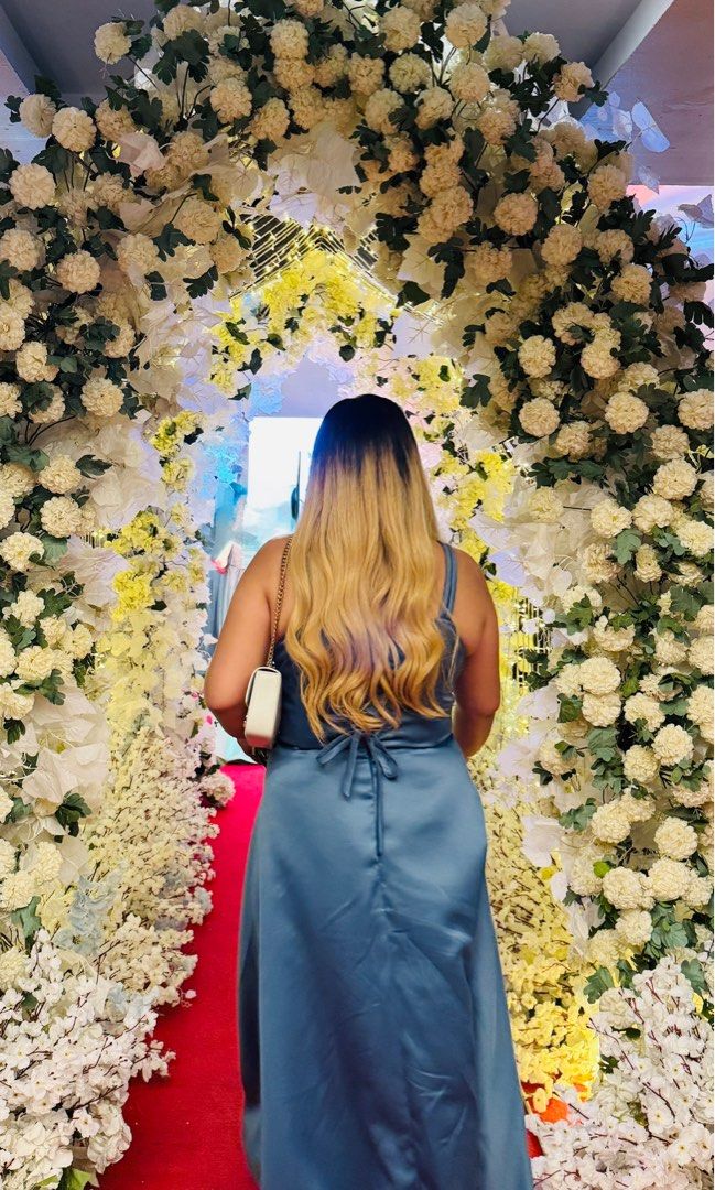 Dusty Blue Bridesmaid Gown Large (Category: Evening dresses & gowns) located in Rizal. Submitted by bhe.mm (Listing ID 1403692506, Image 3). Description: Pinatahi ko lang to. Measurement ng body ko ay 36-38 Bust (adjustable dahil criss cross likod nito, pinasadya ko talaga keysa zipper. padded yong gown. 34 waistline Large body frame ako. 5'1-5'2 height ko. Duchess fabric eto kaya maganda ang tela. pinatahi ko to sa 2k . worn once. 1,200 nalang N