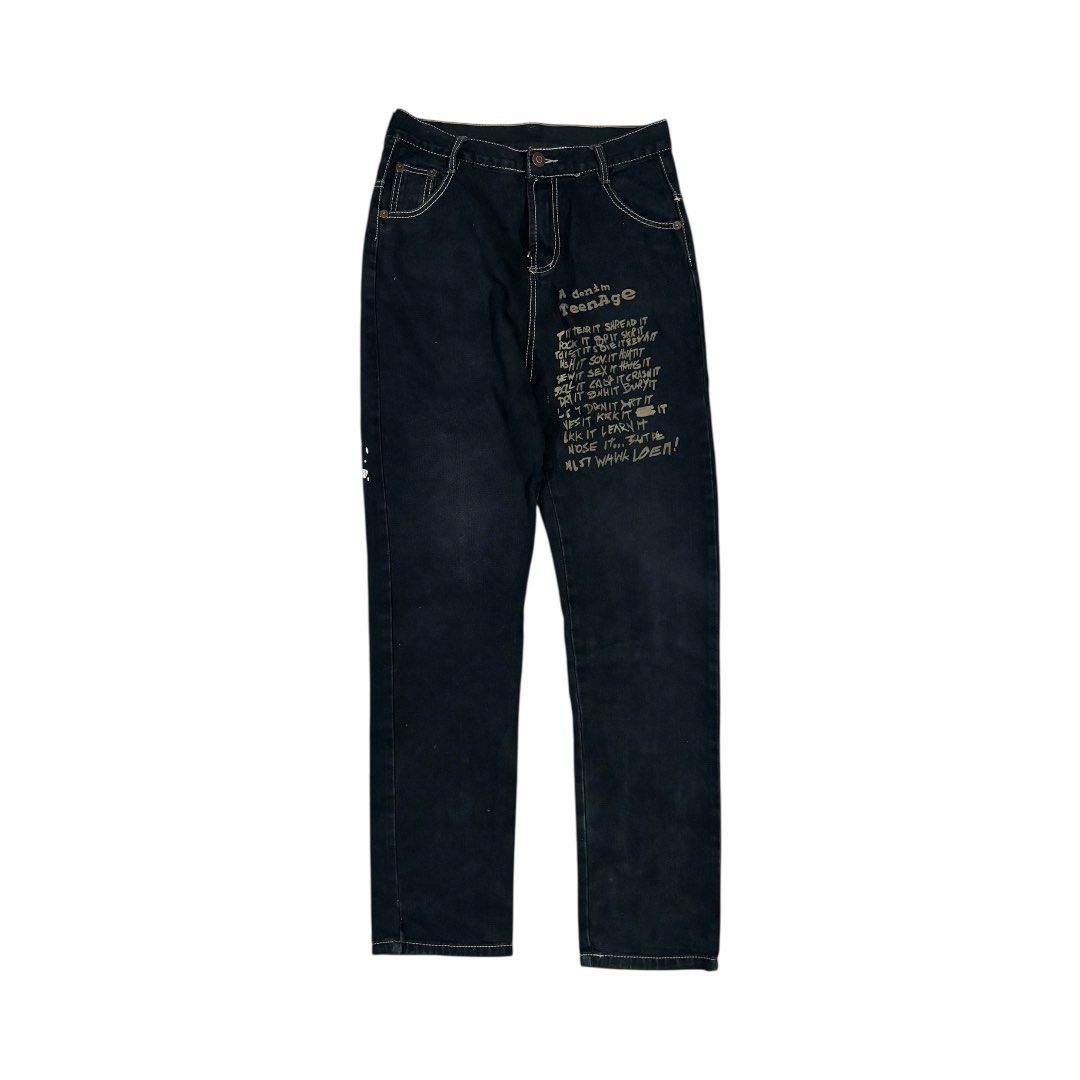 Evisu Slim Big Pocket Pants (Category: Jeans) located in Tanza. Submitted by thrift.drippin_ (Listing ID 1403764024, Image 3). Description: Evisu Slim Big Pocket Pants (Bootleg) ▫️Waist: 32 ▫️Length: 45 ▫️Leg hole: 7 ▪️Issue: none ▪️Color rate: 9.5/10 ▪️Price: 🏷️ ₱750+sf.