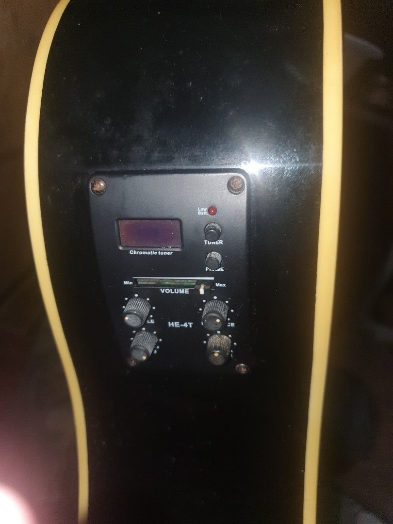 Fernando acoustic guitar (Category: Musical Instruments) located in Quezon City. Submitted by collectionneursonline88 (Listing ID 1398891453, Image 3). Description: Fernando DG200ce bk prefer meetups to check personally Used item.check pictures for condition 📍 Item location : Balintawak Quezon City 🔄 Meetups Balintawak Camachile 7/11 📦 Shipping : Lalamove / Grab MetroManila GogoExpress outside Metro Manila 📥 Payment : cash on meetups Gcash Ba