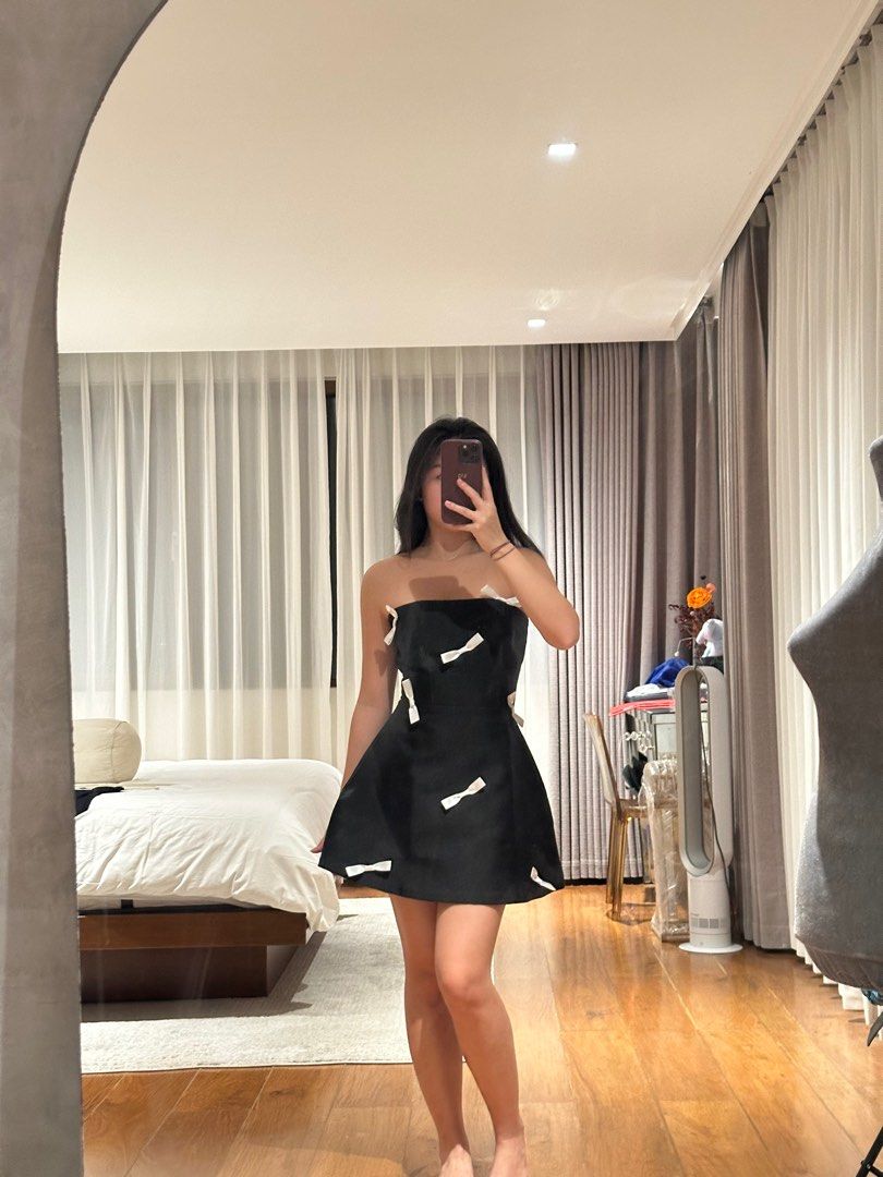 FOR RENT: Black Bow Mini Dress (Category: Dresses) located in Calamba. Submitted by m.cag (Listing ID 1403693508, Image 1). Description: - Black mini dress, with white bows - puffy skirt, makes u look v curvy - viet brand - high quality! +1500 deposit, will be returned omce dress is returned.