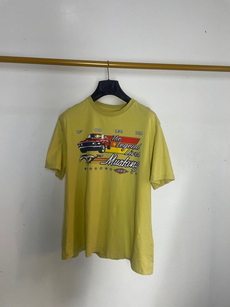 Ford Mustang Graphic Tee (Category: Tshirts & Polo Shirts ) located in San Pedro. Submitted by overallph (Listing ID 1403645750, Image 1). Description: Mustang Graphic Tee Size L 250+sf.