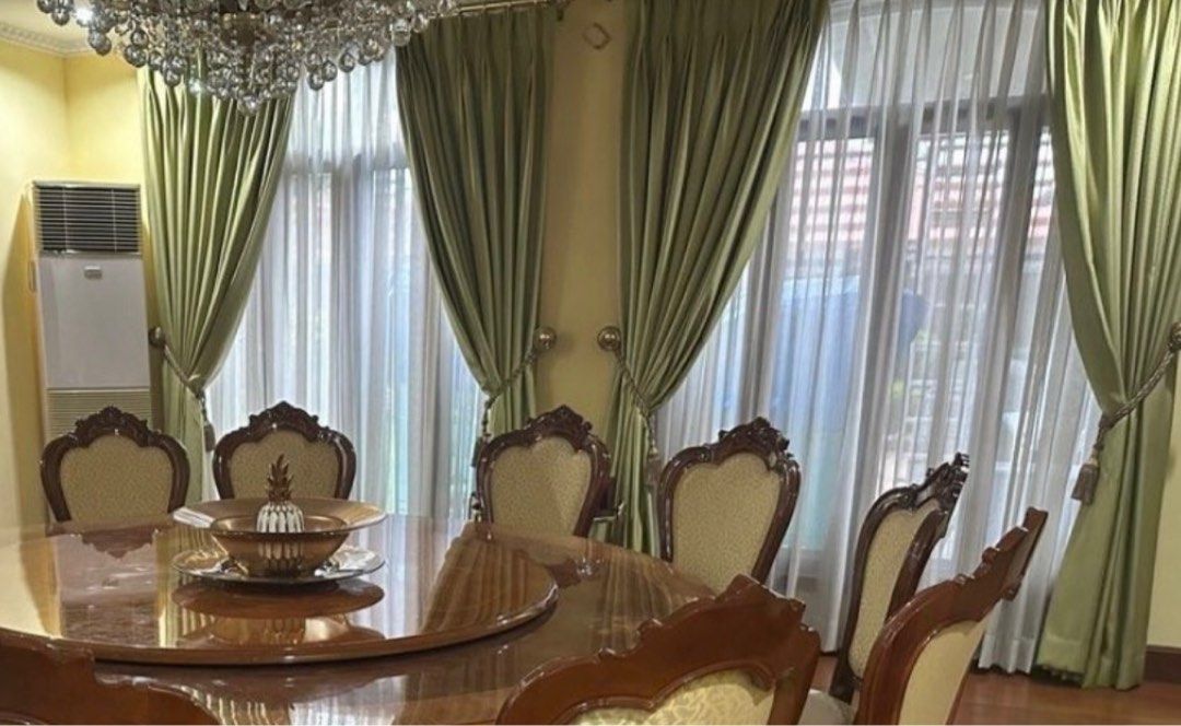 Formal curtains (Category: Curtains & Blinds) located in Quezon City. Submitted by tinylee60 (Listing ID 1403763293, Image 1). Description: Formal curtains 2 setso Almost new Complete with tie back and holder Rfs renovating house.