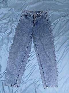 (Category: ) located in . Submitted by jooooonn__ (Listing ID 1403668239, Image 1). Description: .