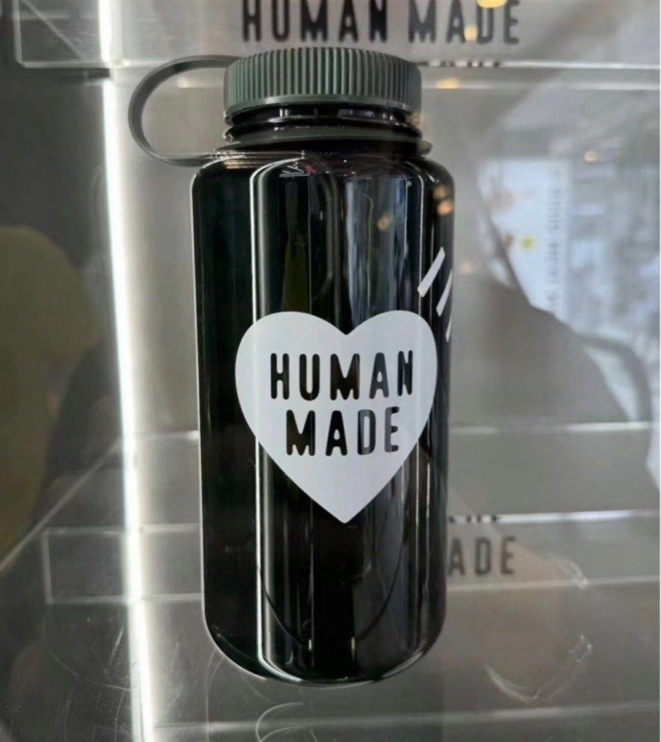 Human Made x Nalgene 1L Water Bottle (Category: Water Bottles & Tumblers) located in Tarlac. Submitted by softserve.ph (Listing ID 1403720671, Image 3). Description: Human Made x Nalgene 1Liter Olive Color Brandnew Pre-Order 1-2weeks ETA Meet up / + shipping fee via J&T or LBC .