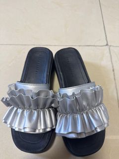 （分類：）位於 。 由 swiftwolf.c11f22_stone 提交（商品編號 1403643447，圖片 1）。簡介： 。