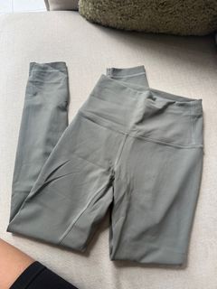 (Category: ) located in . Submitted by akang93 (Listing ID 1403675713, Image 1). Description: .