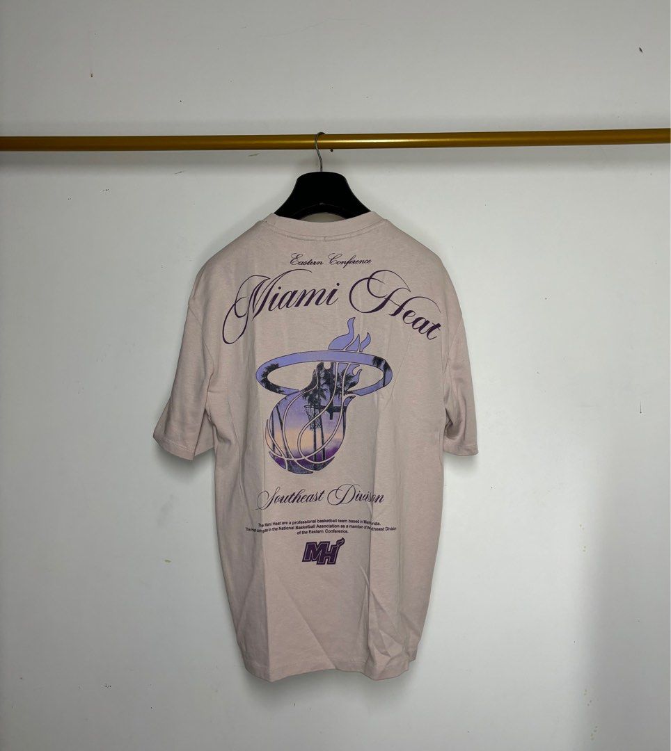 Miami Heat Nba Shirt (Category: Tshirts & Polo Shirts ) located in San Pedro. Submitted by overallph (Listing ID 1403644931, Image 2). Description: Miami Heat Nba Shirt Size XL 500+sf.