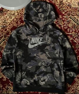 (Category: ) located in . Submitted by thrift__nation (Listing ID 1403804651, Image 1). Description: .
