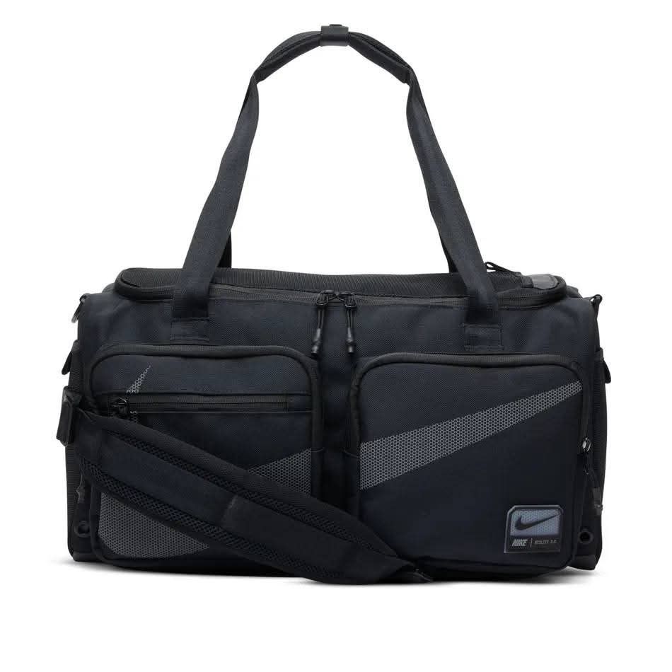 NIKE UTILITY POWER 2.0 DUFFLE BAG (Category: Backpacks) located in Manila. Submitted by keepgrind2023 (Listing ID 1403626120, Image 1). Description: NIKE UTILITY POWER 2.0 DUFFLE BAG (31L).