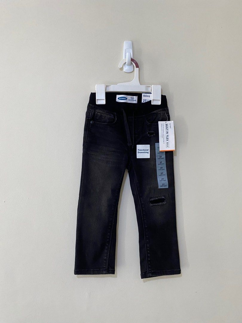 Old Navy black pants 2T (Category: Babies & Kids Fashion) located in Pasig City. Submitted by cuttingties (Listing ID 1403622704, Image 1). Description: Size 2T Unused, still w tag Bought in US.