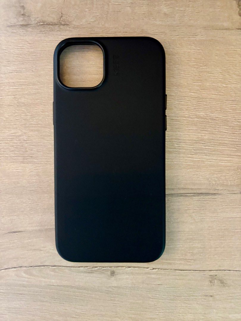 Original Moft Case - iPhone 15 plus (Category: Cases & Sleeves) located in Manila. Submitted by _danica31 (Listing ID 1403776568, Image 1). Description: Bought it for 2k Rfs: declutterring. .