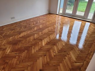 (Category: ) located in . Submitted by floor_care_sg (Listing ID 1403735060, Image 1). Description: .