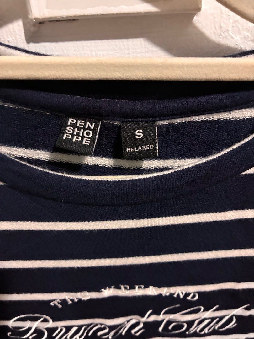 Penshoppe relaxed fit tee (Category: Shirts) located in San Fernando. Submitted by julieloops (Listing ID 1403704269, Image 2). Description: S on tag but can fit up to M soft fabric rfs: moving abroad, decluttering.