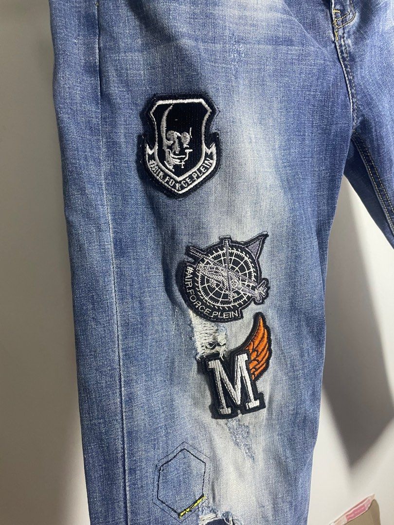 Philipp Plein Patchwork Jeans 34x30 (Category: Jeans) located in San Pedro. Submitted by overallph (Listing ID 1403674319, Image 2). Description: Philipp Plein Patchwork Jeans Waist 34 Inseam 30 Thigh 11 Hem 7.5 1500+sf.