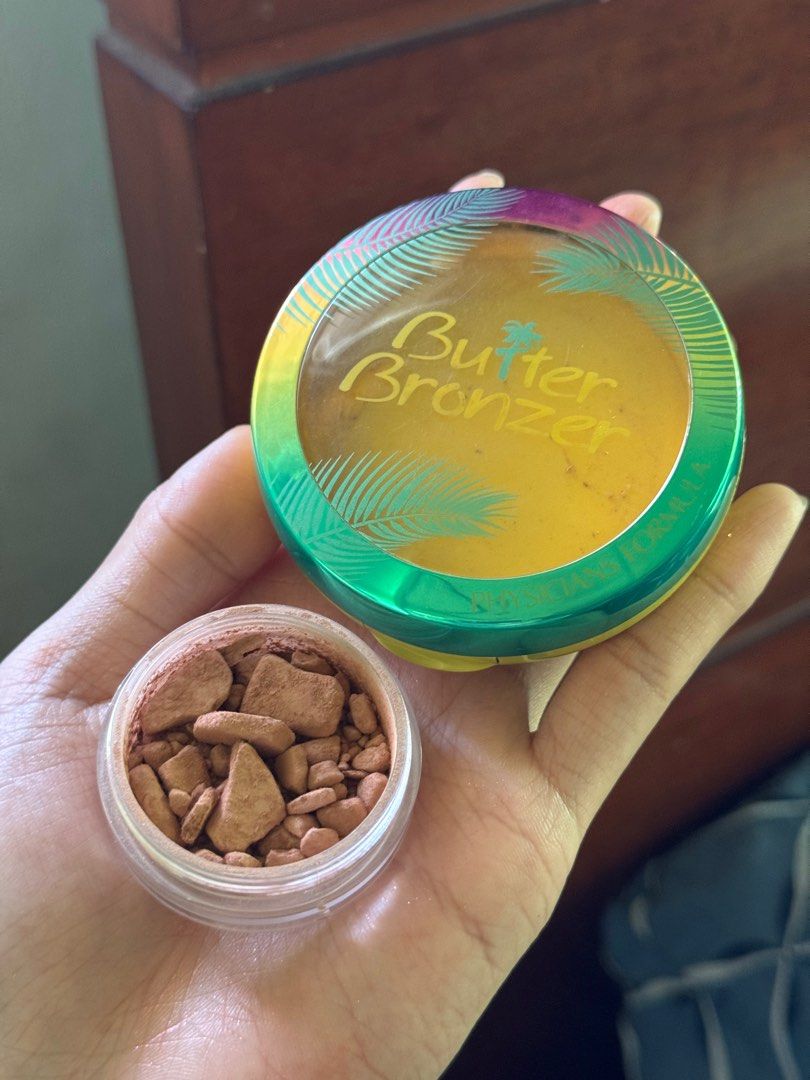Physicians Formula Butter Bronzer sun-kissed bronzer (Category: Makeup) located in Pasig City. Submitted by beautyloversph (Listing ID 1402592385, Image 1). Description: Will sanitize and reclean container prior to shipping - Physicians Formula Butter Bronzer (used) transferred on a container, design compact due to it cracking kaya transferred sa container nlng Para di mag kalat (only products that remain inside the container ) - Both items are p