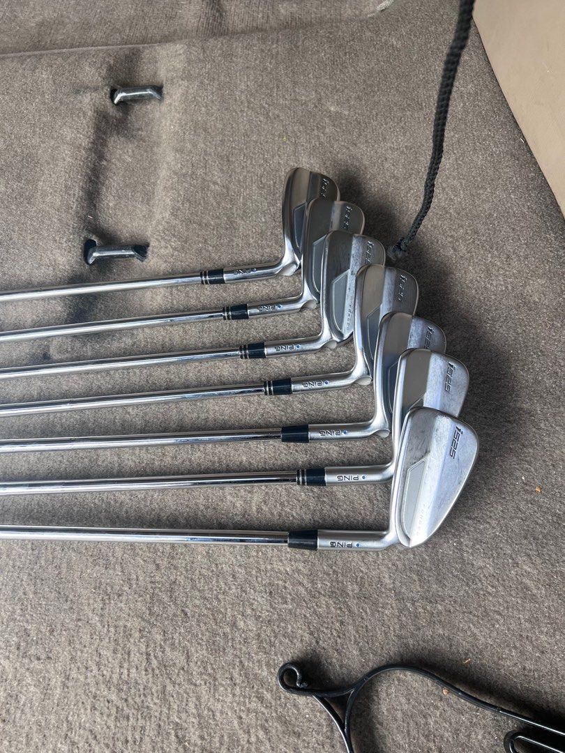 Ping 1525 Irons (Category: Golf) located in Manila. Submitted by alexi_golfguy (Listing ID 1403679868, Image 1). Description: Ping i525 irons- heads only There are shafts available.