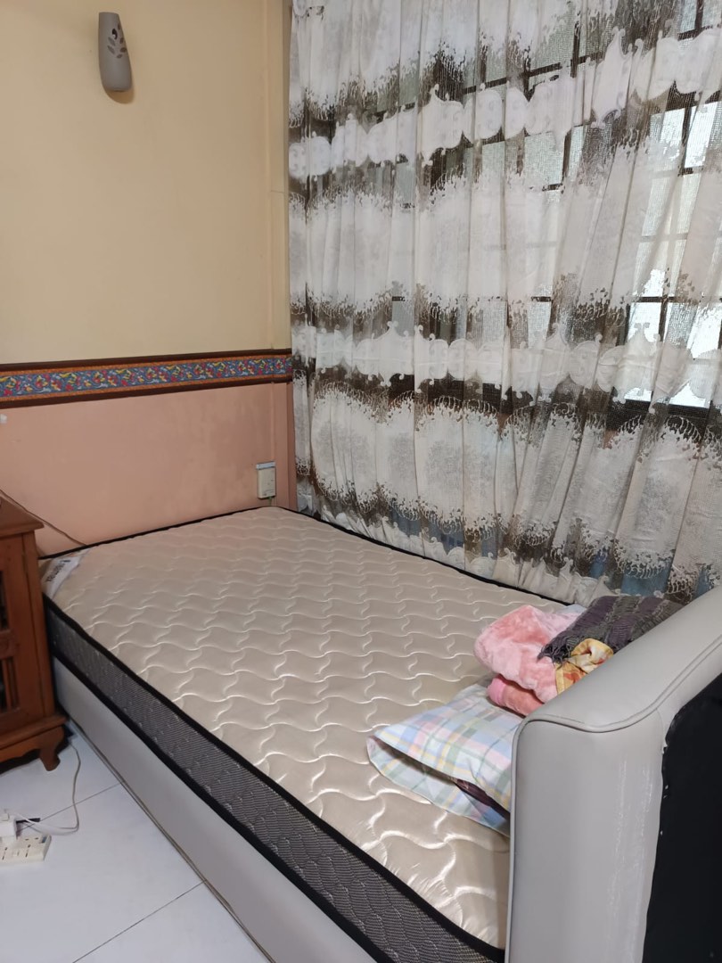 (Category: ) located in . Submitted by rsnathan9070827 (Listing ID 1403757114, Image 1). Description: .