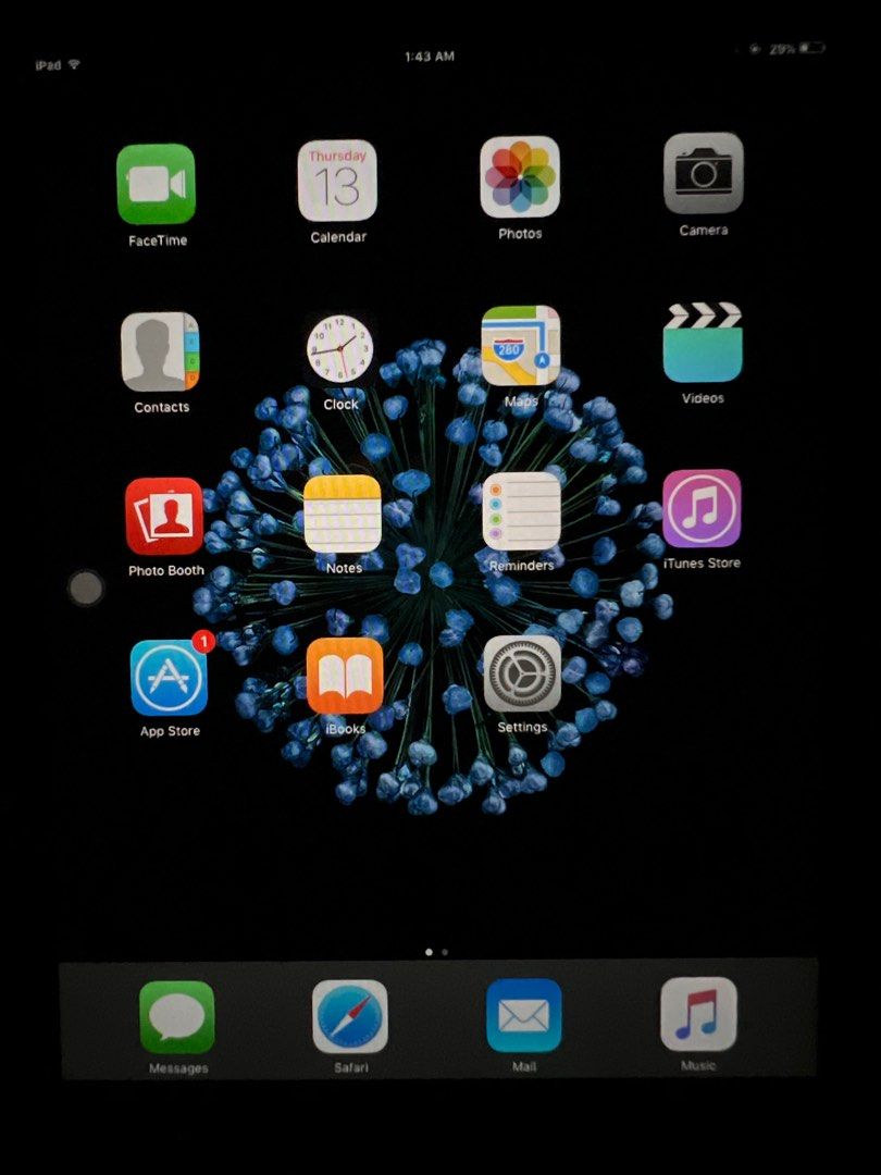 iPad Mini 1st Gen (Category: iPad) located in Manila. Submitted by zenstar-1626 (Listing ID 1403791477, Image 2). Description: Lady-owned. With case and screen protector. Looks and feels new pa rin. No defects, no hardware and software issues. Gagamitin na lang. Unit only. No charger. You can watch Youtube, play music on iTunes and read ebooks..