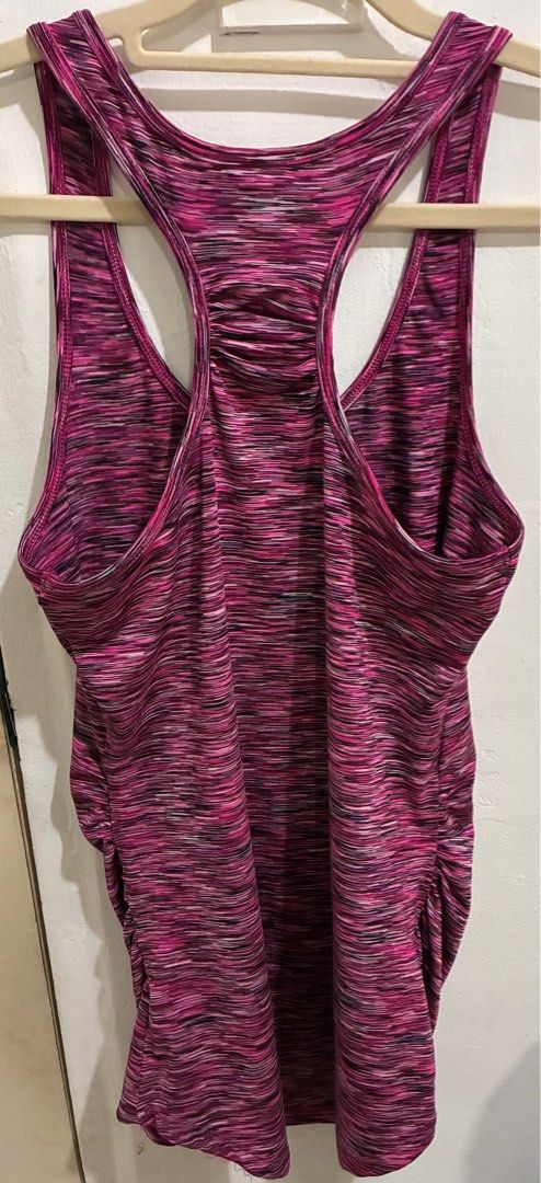 Sando drifit sports/active wear (Category: Activewear) located in San Fernando. Submitted by julieloops (Listing ID 1403630462, Image 2). Description: Good as new, no flaws S on tag but can fit up to M stretchable rfs: moving abroad, decluttering.