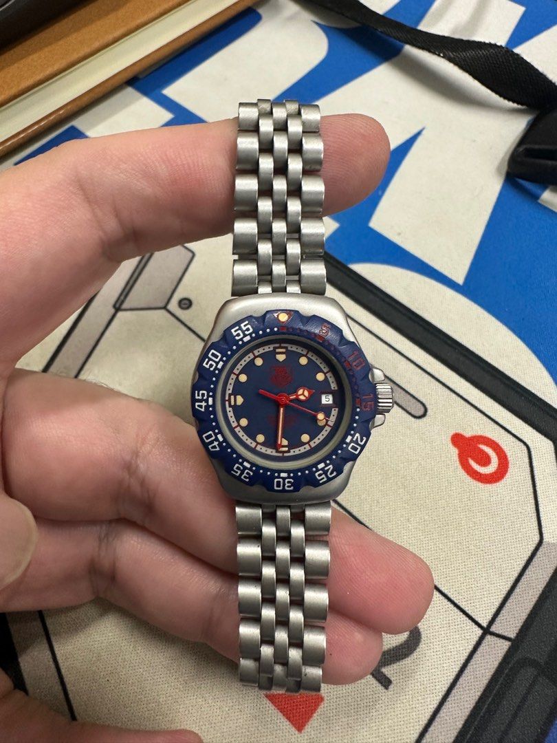 Tag Heuer F1 (Ladies) (Category: Women's Watches) located in Paranaque City. Submitted by a_cosue (Listing ID 1403636434, Image 2). Description: For Sale Tag F1 - Ladies Issue - need service working but late after 15-20 hours MOP - GCash, Maya, BDO and BPI Shipping c/o buyer Note: stored w/o battery for a long time but watch in good condition .