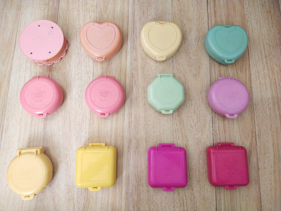 Vintage Polly Pocket Compacts (Category: Kids Toys) located in Imus. Submitted by budget-friendly (Listing ID 1403803483, Image 2). Description: Vintage Polly Pocket compacts! Assorted shapes and colors, including heart, circle, and square designs. Perfect for collectors! Price range: 795- 1195 each Please message for any questions. MOP: Gcash/BPI MOD: Lalamove or J&T from Imus Cavite.