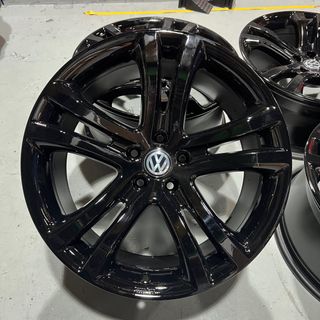 (Category: ) located in . Submitted by exoticwheels (Listing ID 1403855100, Image 1). Description: .
