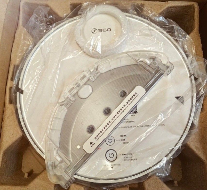 360 Sweeping Robot X90 (Category: Other Home Appliances) located in Manila. Submitted by lemssss (Listing ID 1403973228, Image 1). Description: ++HUAWEI SWEEPING ROBOT++ decluttering rush naka box pa kayo nlng mag setup di alam gamitin inopen lng to check rush! selling it before from 8900 now 3799 nlng para maalis na sa bahay.. pm me nlng thanks!.