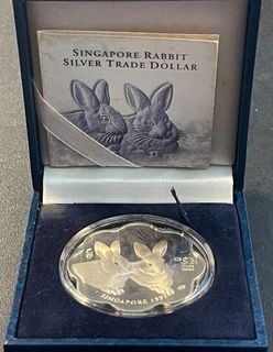 シンガポール　記念　Year of Rabbit 500 Dollars (Year of the Rabbit) - Singapore – Numista