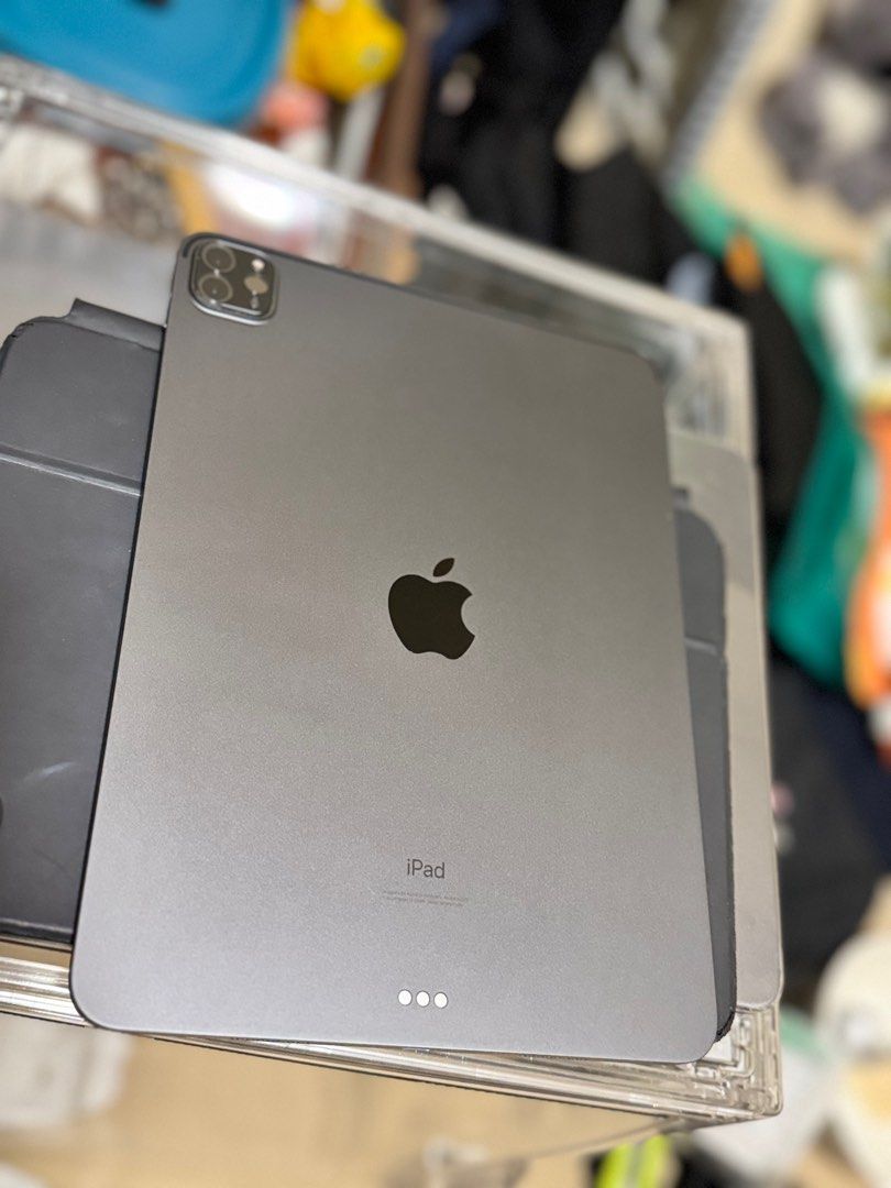 Apple iPad Pro with Keyboard (Category: iPad) located in Bulacan. Submitted by sarahcrizelle (Listing ID 1403854121, Image 2). Description: iPad Pro 11” (2021 M1) – 256GB WiFi – Excellent Condition Selling my personal iPad Pro 11 (3rd Gen, M1 chip), 256GB, WiFi only. Always protected with paperlike screen protector and lens protector since Day 1. Very smooth performance—no issues on screen, battery, speakers, or ports. • Model: 2021 iPad Pro 11” 