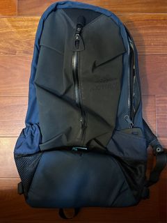 （分類：）位於 。 由 hk.tk02 提交（商品編號 1403931873，圖片 1）。簡介： 。
