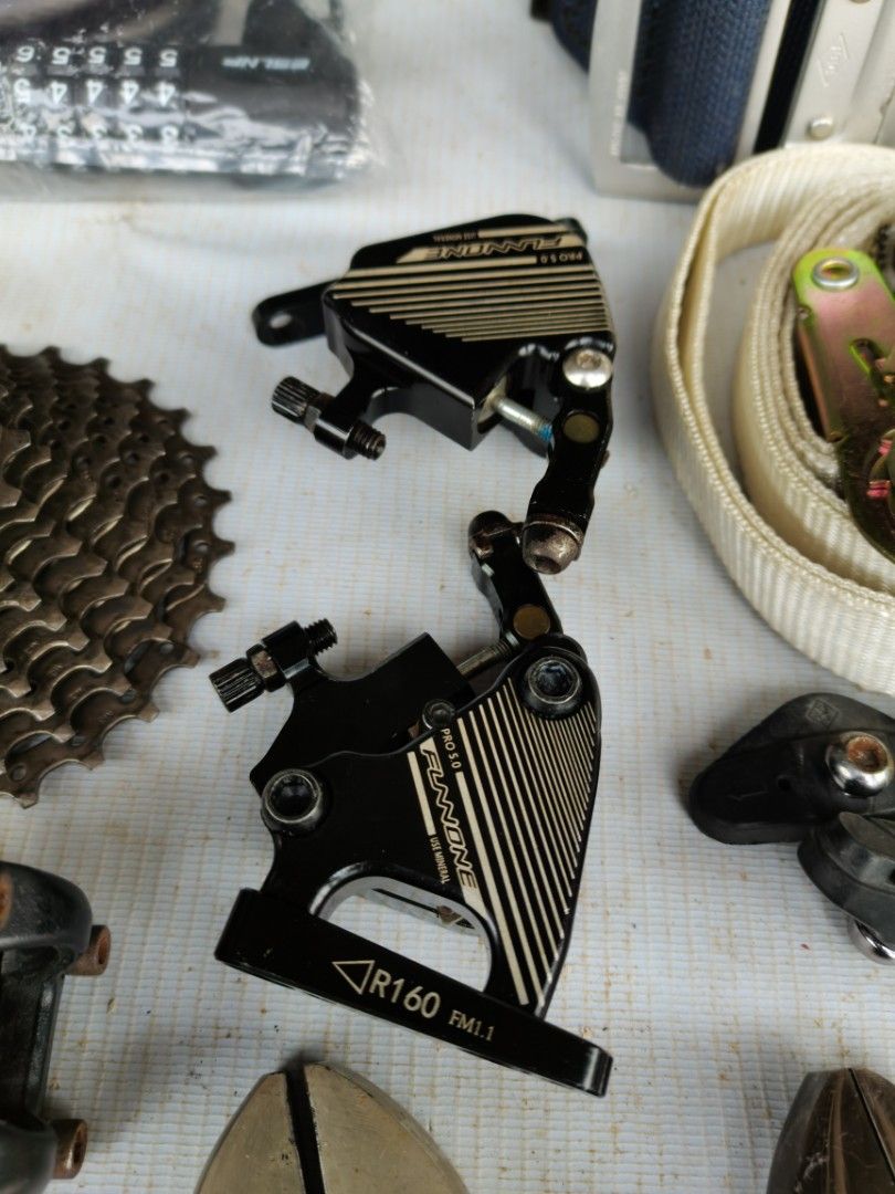 Assorted Tools and Accessories (Category: Bicycles) located in Pasay City. Submitted by redivhan (Listing ID 1402911973, Image 3). Description: Shimano 105 Chain 10 Speed .