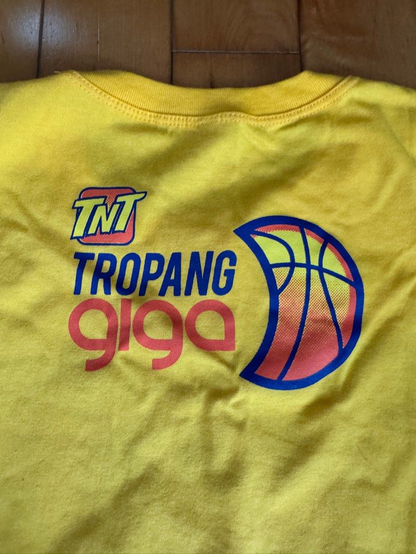 Autographed PBA TNT Tropa Shirt (Category: Tshirts & Polo Shirts ) located in Manila. Submitted by fearlesscontender (Listing ID 1403870863, Image 3). Description: Signed / autographed TNT Tropa shirt Size M: 21x28 Signed by: Rondae Hollis Jefferson, Jayson Castro, RR Pogoy, Calvin Oftana and more.