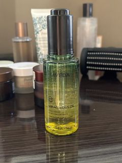 (Category: ) located in . Submitted by Bellabelle (Listing ID 1403819441, Image 1). Description: .