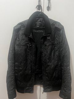 (Category: ) located in . Submitted by preloved_needslove (Listing ID 1403965257, Image 1). Description: .