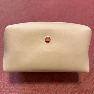 (Category: ) located in . Submitted by TM_Closet (Listing ID 1403835791, Image 1). Description: .