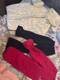 (Category: ) located in . Submitted by Julie_summer (Listing ID 1403938947, Image 1). Description: .