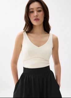 (Category: ) located in . Submitted by profashionlover (Listing ID 1403974996, Image 1). Description: .