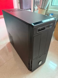 桌上型電腦449928753243105280