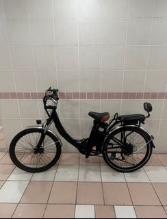 （分類：）位於 。 由 shoppiefyy 提交（商品編號 1403982156，圖片 1）。簡介： 。