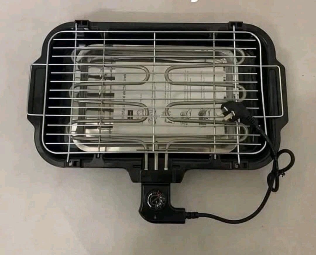 electric grill pan (Category: BBQ, Grills & Hotpots) located in Manila. Submitted by asstditems (Listing ID 1403882158, Image 1). Description: Same day delivery via Lalamove Location: Manila Mop: Cod/Gcash payment.