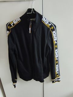 （分類：）位於 。 由 nobletiger-232d 提交（商品編號 1403863665，圖片 1）。簡介： 。