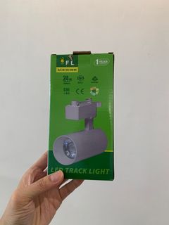 （分類：）位於 。 由 ens167 提交（商品編號 1403860395，圖片 1）。簡介： 。
