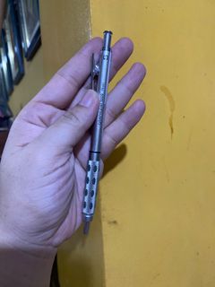 (Category: ) located in . Submitted by tweetamthriftshop (Listing ID 1403816989, Image 1). Description: .