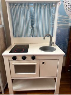 (Category: ) located in . Submitted by kimkim83 (Listing ID 1403854415, Image 1). Description: .