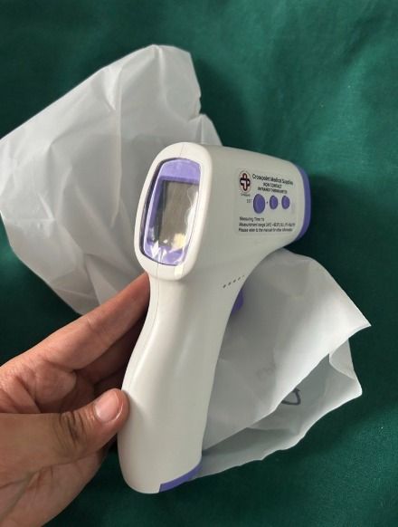 INFRARED FOREHEAD THERMOMETER CROSSPOINT (Category: Medical Supplies & Tools) located in Quezon City. Submitted by zyra26 (Listing ID 1403854685, Image 1). Description: .