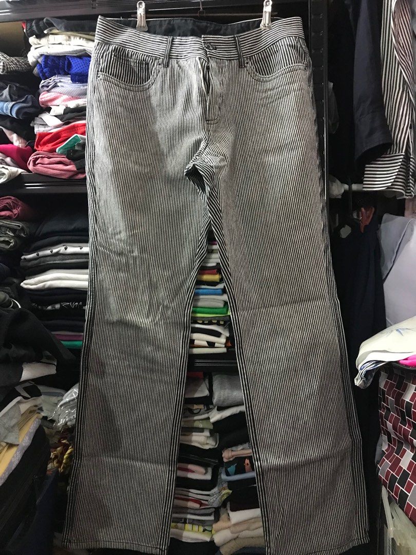 Initial Striped Pants (Category: Trousers) located in Caloocan City. Submitted by mermaid.drive (Listing ID 1403950739, Image 1). Description: sz 32 unisex closet clean up.